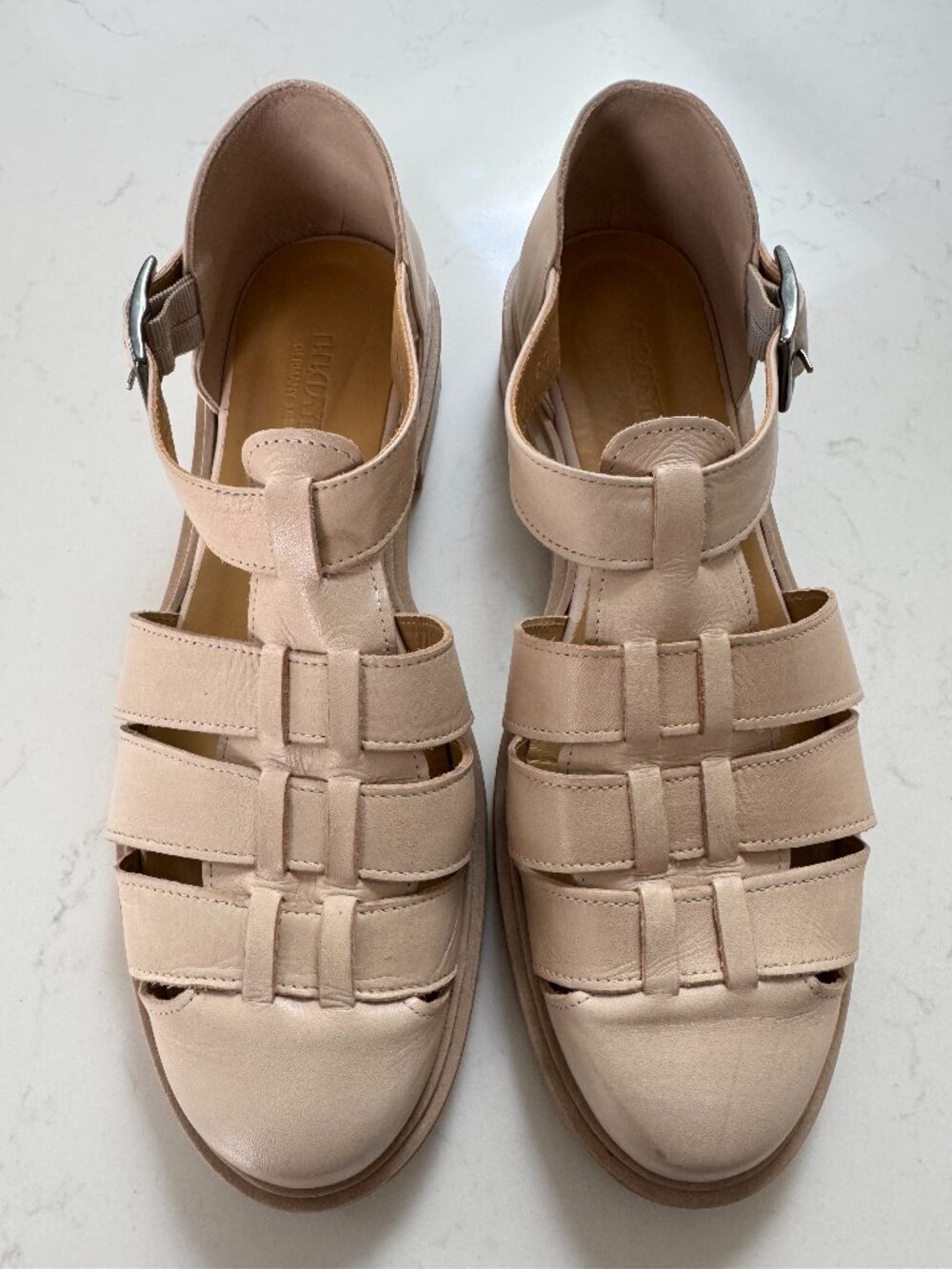Like New - Womens Fisherman's Sandals by Lloyd of Germany. Cream Leather size 7